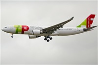 Naoto Goto - South American Spotters Asu-Py. Click to see full size photo