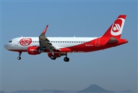 Adolfmalet-Spotters Barcelona-El Prat. Click to see full size photo