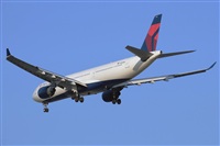 Adolfmalet-Spotters Barcelona-El Prat. Click to see full size photo