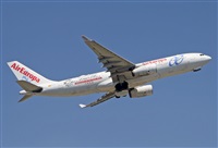 Jordi Rull Dalmau.Spotters BCN-El Prat. Click to see full size photo