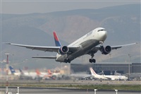 Jorge Medina - Spotters Barcelona - El Prat. Click to see full size photo