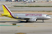 Adolfmalet-Spotters Barcelona-El Prat. Click to see full size photo