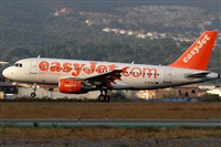 Rubn Gil - Noisy Spotters. Click to see full size photo