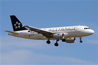 Jordi Rull Dalmau.Spotters BCN-El Prat. Click to see full size photo