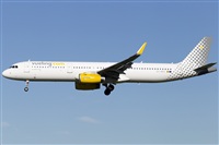 Rubn Gil - Noisy Spotters. Click to see full size photo