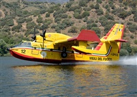 Anonymous aviation photographer-AIRE.ORG. Click to see full size photo