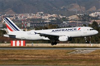 �Manuel Fernandez. Click to see full size photo