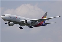 Jos Miguel Bernases - Noisy Spotters. Click to see full size photo