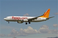 Jordi Rull Dalmau.Spotters BCN-El Prat. Click to see full size photo