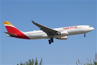 Jordi Rull Dalmau.Spotters BCN-El Prat. Click to see full size photo