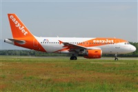 Gabriele Fontana - Tuscan Aviation. Click to see full size photo