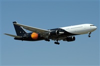 Adolfmalet-Spotters Barcelona-El Prat. Click to see full size photo