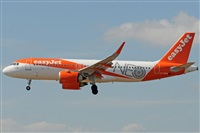 Gabriele Fontana - Tuscan Aviation. Click to see full size photo