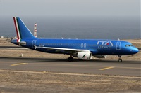 Alfonso Sols - Asociacin Canary Islands Spotting. Click to see full size photo