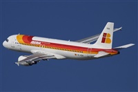 Alonso R Candelera AIRE.org.Spotters Bcn / El Prat. Click to see full size photo