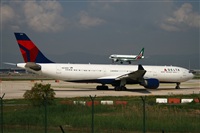 JOSE LUIS MOYA. Click to see full size photo