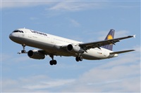 Adolfmalet-Spotters Barcelona-El Prat. Click to see full size photo