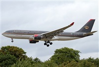 Jos Miguel Bernases - Noisy Spotters. Click to see full size photo
