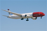 Jordi Rull Dalmau.Spotters BCN-El Prat. Click to see full size photo