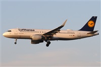 Gabriele Fontana - Tuscan Aviation. Click to see full size photo