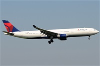 Gabriele Fontana - Tuscan Aviation. Click to see full size photo