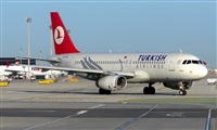 Pere  Escala - Spotters Barcelona-El Prat. Click to see full size photo