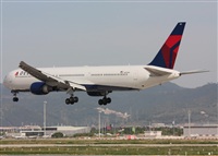 Oriol Casanovas--Spotters Barcelona - El Prat-. Click to see full size photo