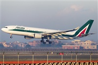 Rubn Gil - Noisy Spotters. Click to see full size photo