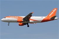 Gabriele Fontana - Tuscan Aviation. Click to see full size photo