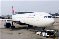 �C�sar Prieto. Click to see full size photo