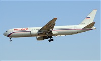Adolfmalet-Spotters Barcelona-El Prat. Click to see full size photo