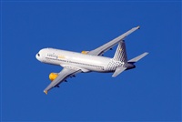 Pere  Escala - Spotters Barcelona-El Prat. Click to see full size photo