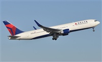 Rubn Gil - Noisy Spotters. Click to see full size photo