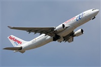 Miguel Alia - Noisy Spotters. Click to see full size photo