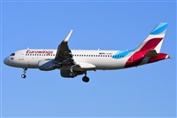 Adolfmalet-Spotters Barcelona-El Prat. Click to see full size photo