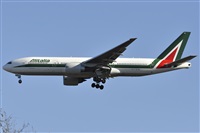 Gabriele Fontana - Tuscan Aviation. Click to see full size photo
