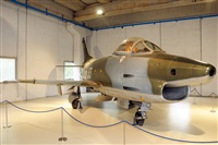Gabriele Fontana - Tuscan Aviation. Click to see full size photo