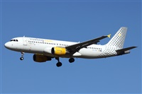 �Oscar Mart�nez spotter Barcelona el Prat. Click to see full size photo