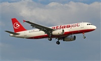 Pere  Escala - Spotters Barcelona-El Prat. Click to see full size photo