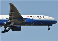 Rubn Gil - Noisy Spotters. Click to see full size photo