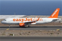 Alfonso Sols - Asociacin Canary Islands Spotting. Click to see full size photo