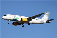 �Oscar Mart�nez spotter Barcelona el Prat. Click to see full size photo