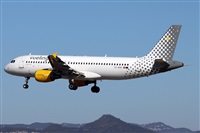 �Oscar Mart�nez spotter Barcelona el Prat. Click to see full size photo