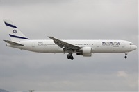 Jorge Medina - Spotters Barcelona - El Prat. Click to see full size photo