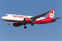 Pere  Escala - Spotters Barcelona-El Prat. Click to see full size photo