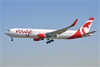 Jordi Rull Dalmau.Spotters BCN-El Prat. Click to see full size photo