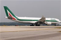 Gabriele Fontana - Tuscan Aviation. Click to see full size photo