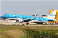 Gabriele Fontana - Tuscan Aviation. Click to see full size photo