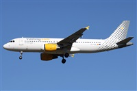 �Oscar Mart�nez spotter Barcelona el Prat. Click to see full size photo