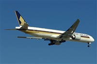 Adolfmalet-Spotters Barcelona-El Prat. Click to see full size photo